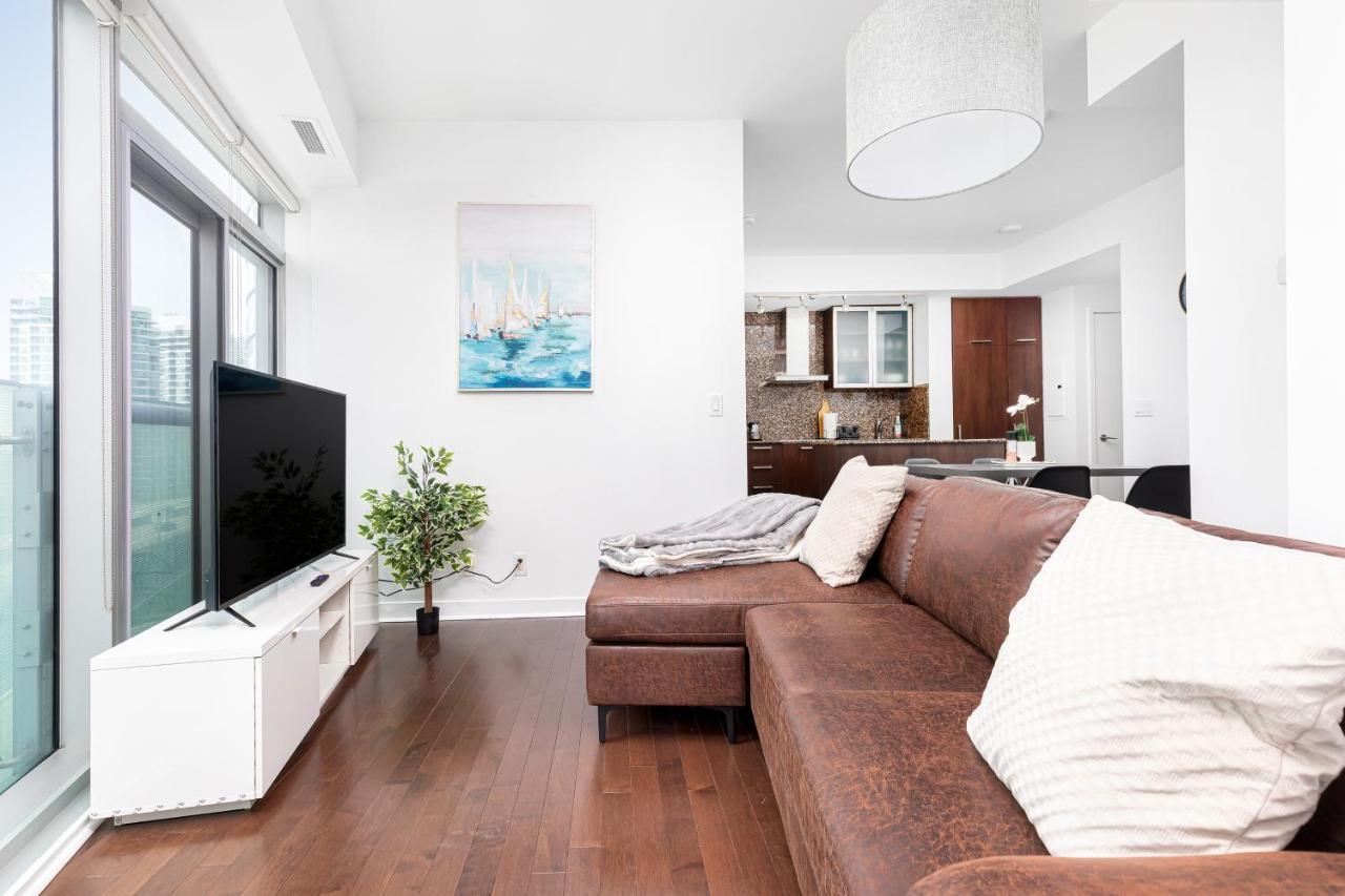 Downtown Toronto Condo Mins From Scotiabank Arena, Tiff, Cn Tower, Union, Mtcc المظهر الخارجي الصورة