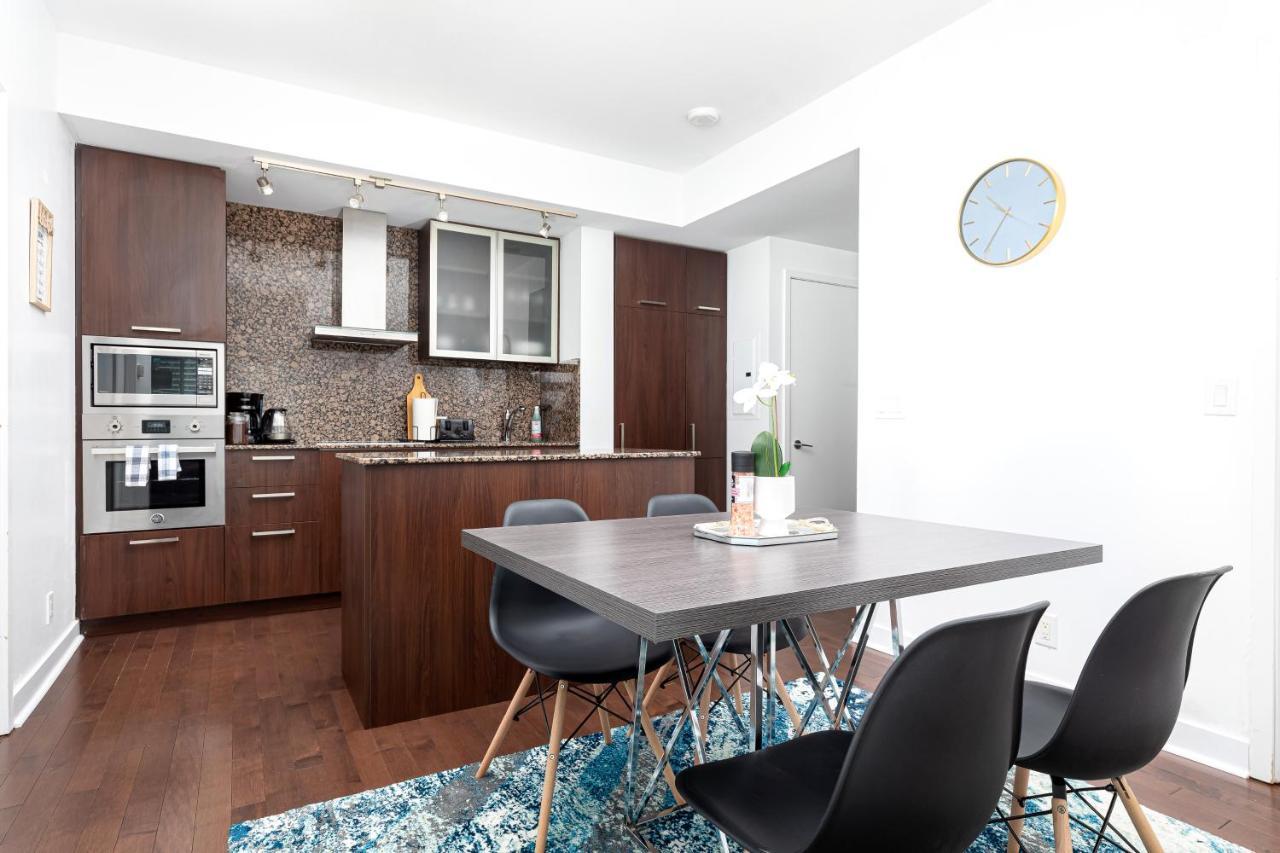Downtown Toronto Condo Mins From Scotiabank Arena, Tiff, Cn Tower, Union, Mtcc المظهر الخارجي الصورة