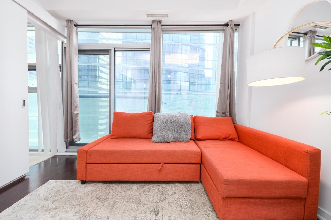 Downtown Toronto Condo Mins From Scotiabank Arena, Tiff, Cn Tower, Union, Mtcc المظهر الخارجي الصورة