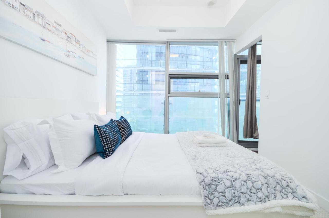 Downtown Toronto Condo Mins From Scotiabank Arena, Tiff, Cn Tower, Union, Mtcc المظهر الخارجي الصورة