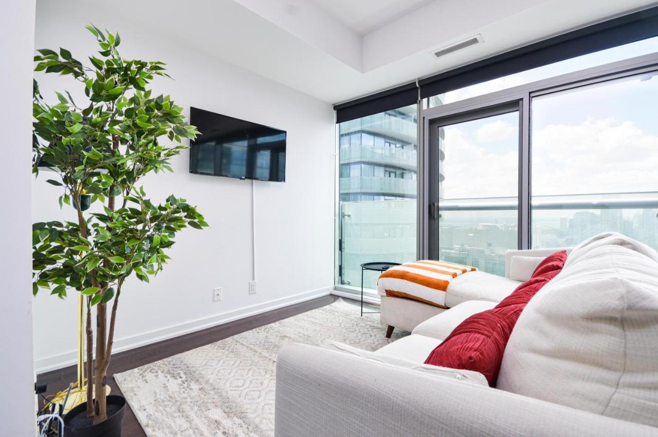 Downtown Toronto Condo Mins From Scotiabank Arena, Tiff, Cn Tower, Union, Mtcc المظهر الخارجي الصورة