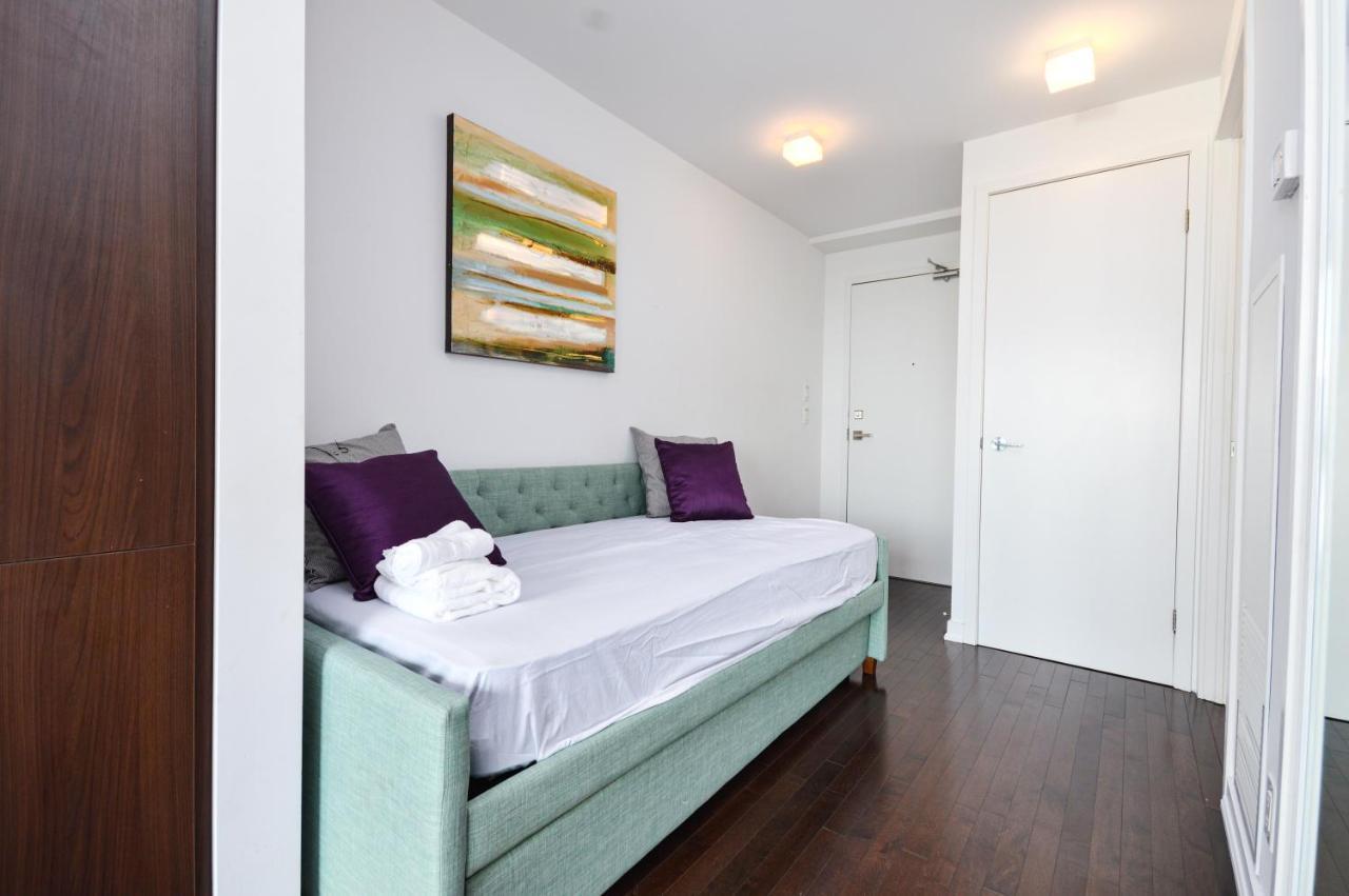 Downtown Toronto Condo Mins From Scotiabank Arena, Tiff, Cn Tower, Union, Mtcc المظهر الخارجي الصورة