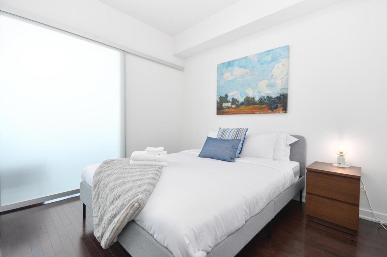 Downtown Toronto Condo Mins From Scotiabank Arena, Tiff, Cn Tower, Union, Mtcc المظهر الخارجي الصورة