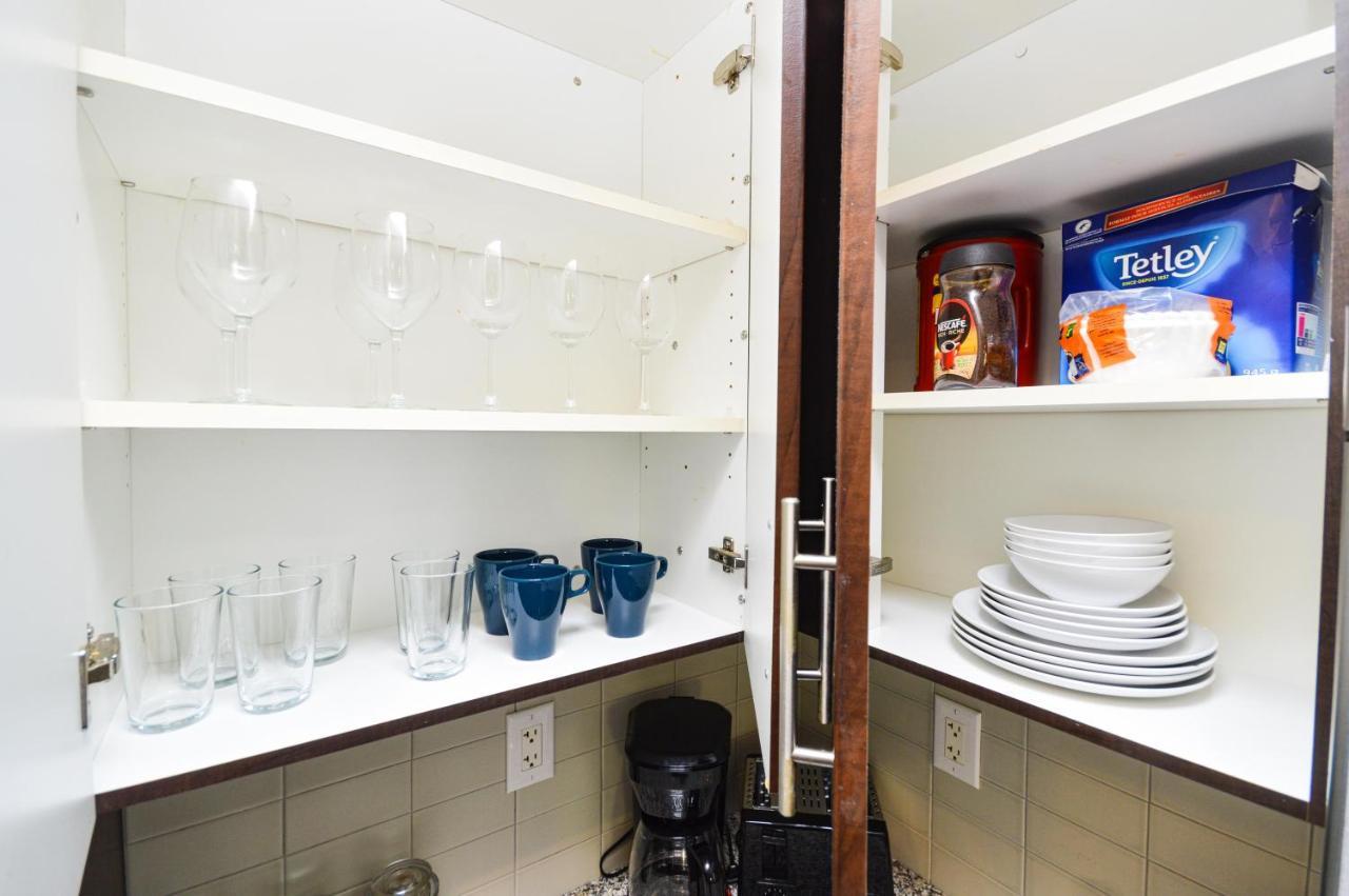 Downtown Toronto Condo Mins From Scotiabank Arena, Tiff, Cn Tower, Union, Mtcc المظهر الخارجي الصورة