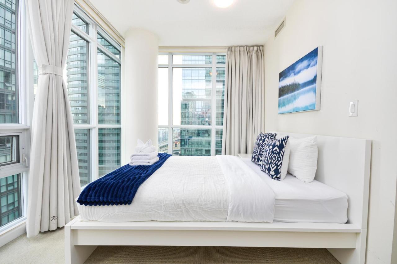 Downtown Toronto Condo Mins From Scotiabank Arena, Tiff, Cn Tower, Union, Mtcc المظهر الخارجي الصورة